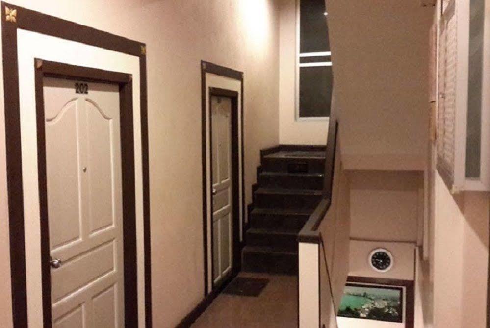 Jomtien Morningstar Guesthouse מראה חיצוני תמונה