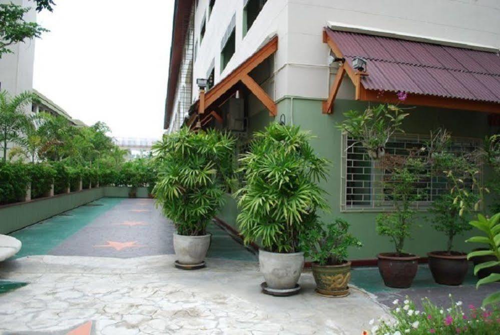 Jomtien Morningstar Guesthouse מראה חיצוני תמונה